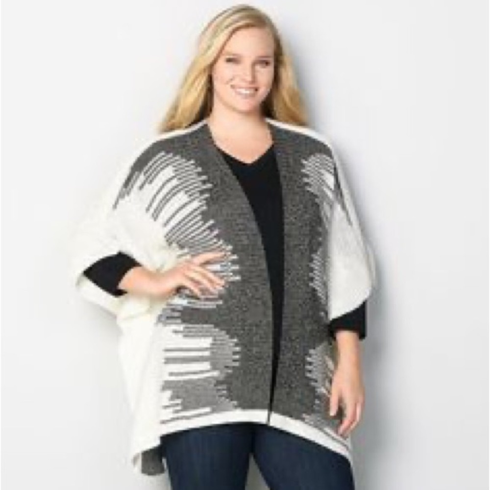 Avenue Boho Ivory & Metallic Silver Knit Poncho Wrap Cardigan - Plus Size